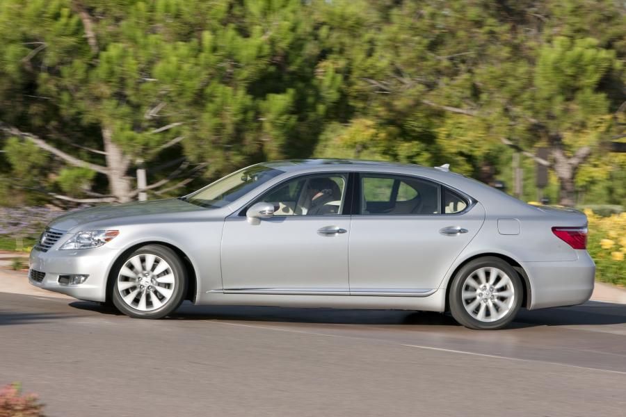  Lexus LS460L 2010 года  (фото 21 из 28)